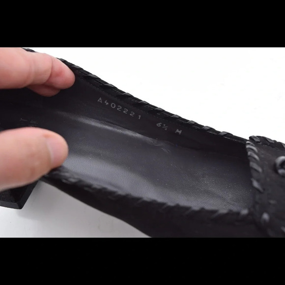 Stuart Weitzman tassel low pumps - Picture 8 of 8